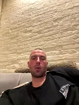 Rotteei1 online show from 26, 10, 2025