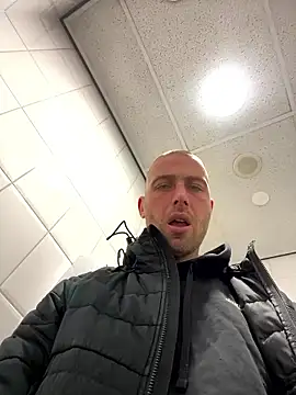 Rotteei1 online show from 9, 1, 2026