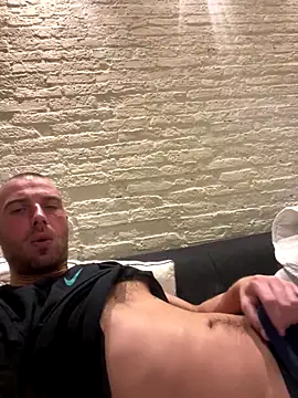 Rotteei1 online show from 15, 11, 2025