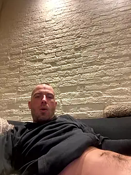 Rotteei1 online show from 11, 1, 2026