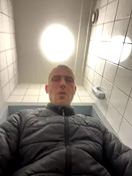 Rotteei1 online show from 5, 11, 2025