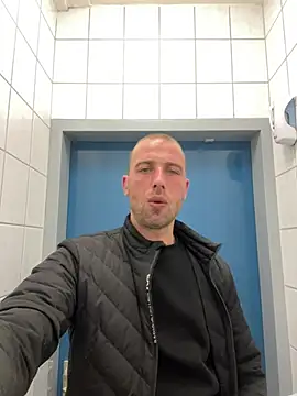 Rotteei1 online show from 14, 4, 2026