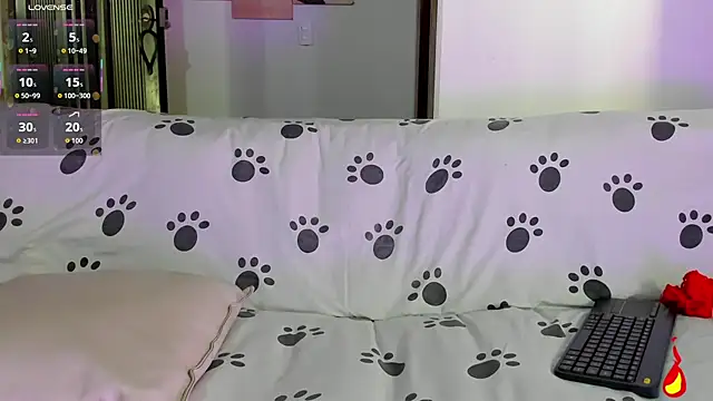 Nikki  uwu online show from 9, 3, 2026