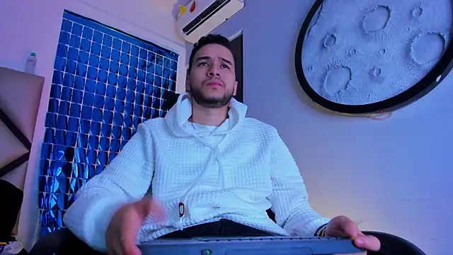 mike 257 online show from 12, 3, 2026