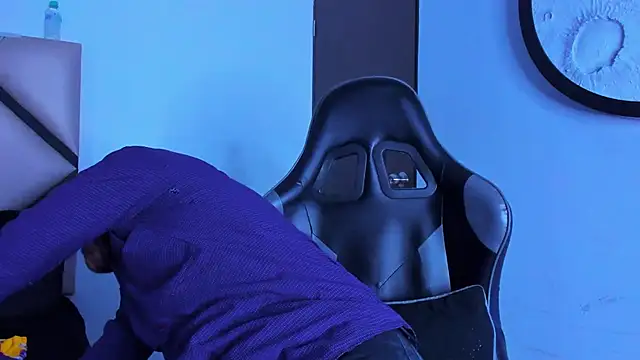 mike 257 online show from 10, 4, 2026