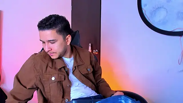 mike 257 online show from 12, 11, 2025