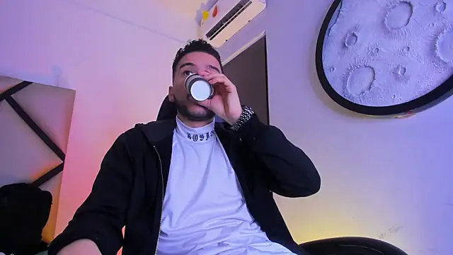 Snapshot of mike_257 chatting on 17, 2, 2026 mike 257 online show from 17, 2, 2026