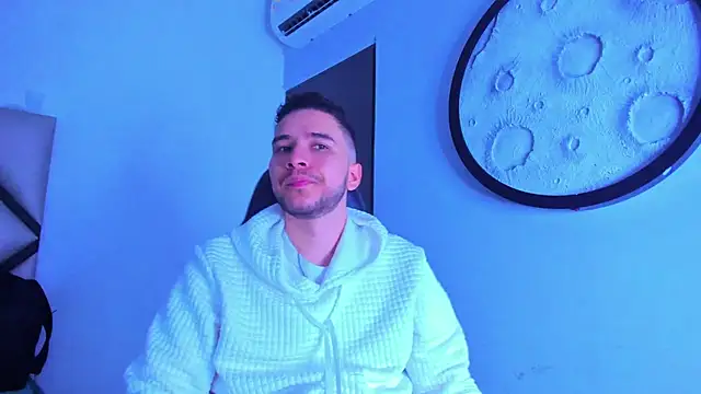 Snapshot of mike_257 chatting on 14, 2, 2026 mike 257 online show from 14, 2, 2026