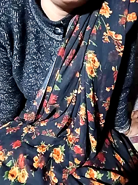 Hot cauple indian online show from 8, 2, 2026