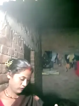 Hot cauple indian online show from 25, 10, 2025