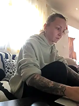 Snapshot of alythea chatting on 2, 2, 2026 alythea online show from 2, 2, 2026