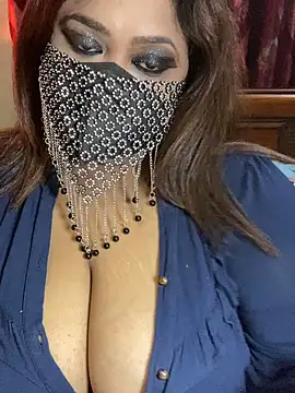 blackpearl     online show from 22, 12, 2025