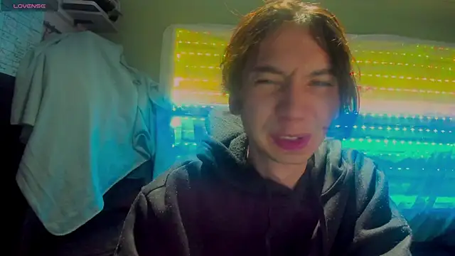 najimi uwu online show from 15, 11, 2025