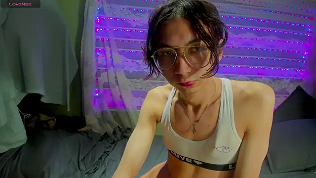 najimi uwu online show from 10, 11, 2025