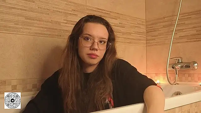 FabiolaCowing online show from 29, 10, 2025