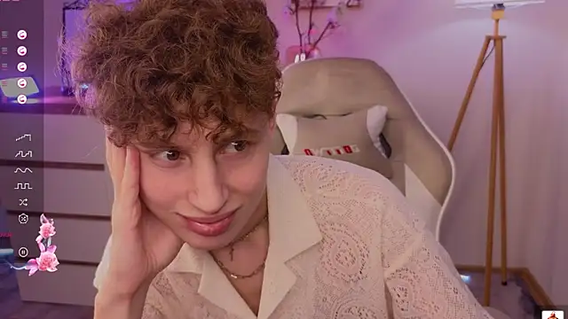 Snapshot of crisp1n chatting on 25, 2, 2026 crisp1n online show from 25, 2, 2026