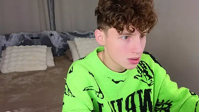 crisp1n online show from 6, 11, 2025