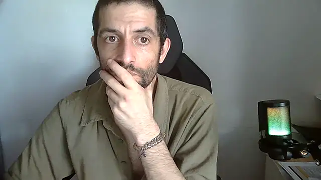 Snapshot of topg84 chatting on 13, 7, 2026 topg84 online show from 13, 7, 2026