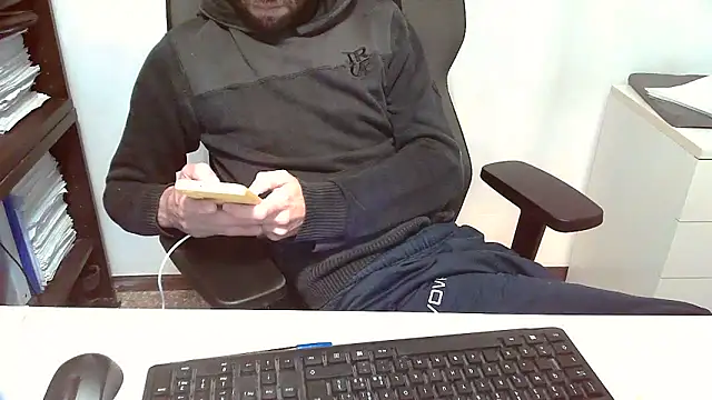 Snapshot of topg84 chatting on 3, 12, 2025 topg84 online show from 3, 12, 2025