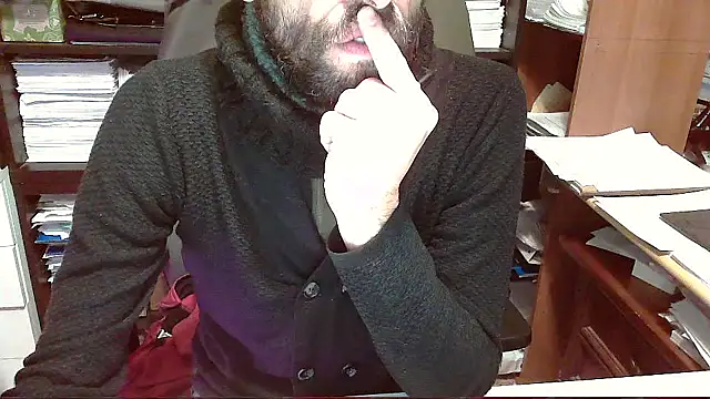 Snapshot of topg84 chatting on 6, 11, 2025 topg84 online show from 6, 11, 2025