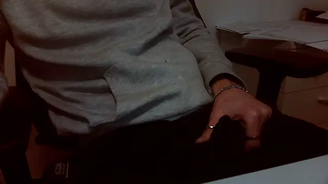 Snapshot of topg84 chatting on 2, 2, 2026 topg84 online show from 2, 2, 2026