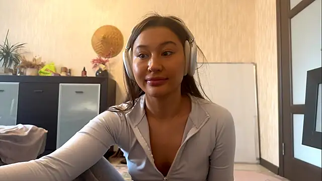 YourCoreanmiracle online show from 2, 11, 2025