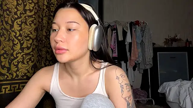 YourCoreanmiracle online show from 18, 11, 2025