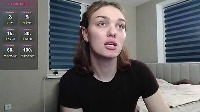 EmiliaRhodes online show from 24, 10, 2025