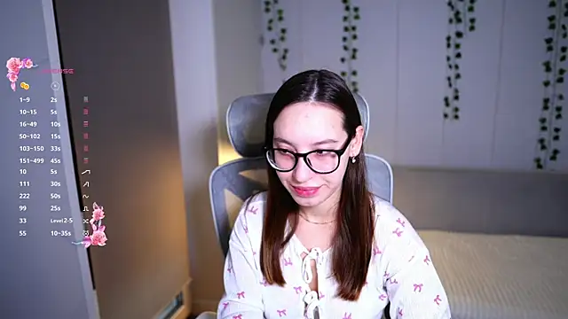 WhyEmmyCry online show from 15, 12, 2025