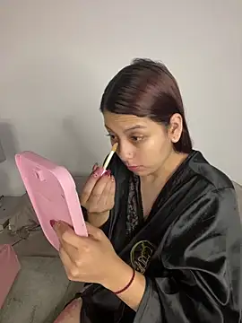 Sammy Sweet01 online show from 13, 4, 2026