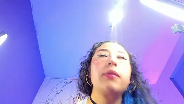 Dakotaa Johnson online show from 20, 2, 2026