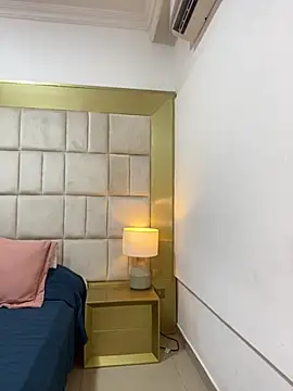 IsabellaDarrell ts online show from 8, 2, 2026