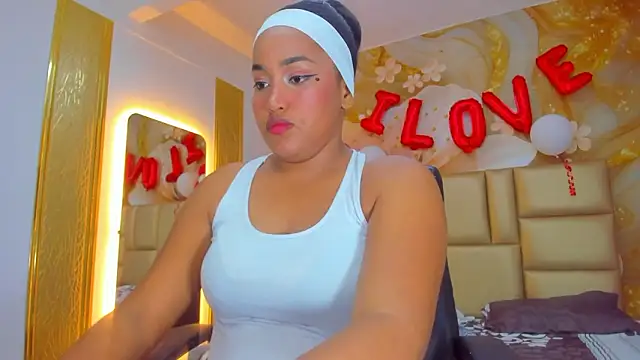 NahomiWalker  online show from 17, 2, 2026