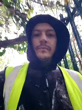 bbyxklaus online show from 10, 11, 2025