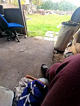 bbyxklaus online show from 28, 10, 2025