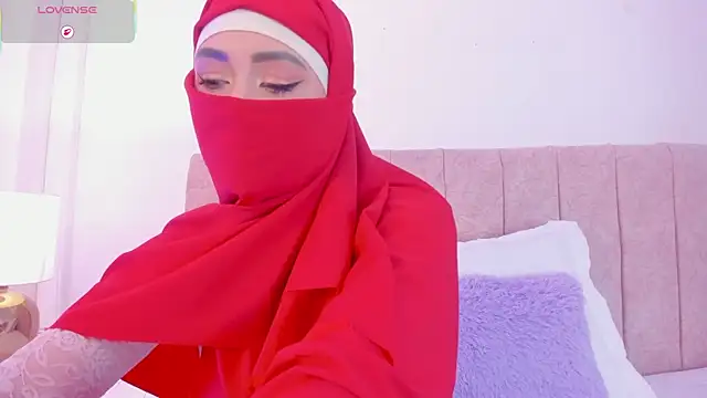 fatiima  online show from 12, 4, 2026