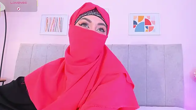 fatiima  online show from 15, 4, 2026