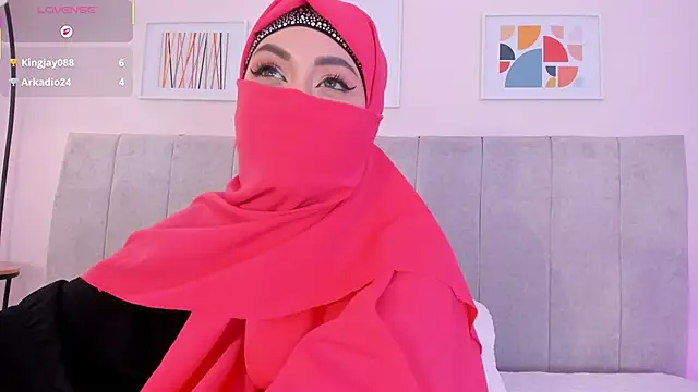 fatiima  online show from 15, 4, 2026