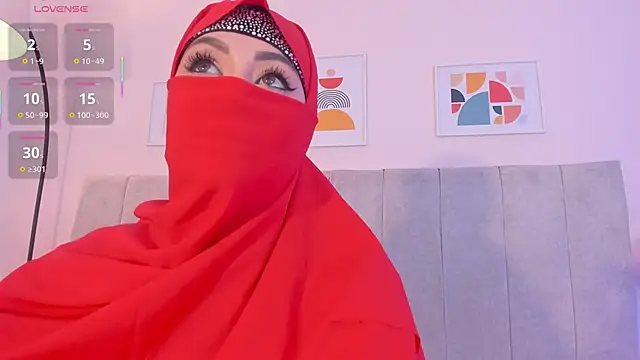 fatiima  online show from 24, 4, 2026