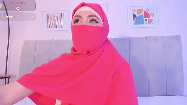 fatiima  online show from 18, 4, 2026