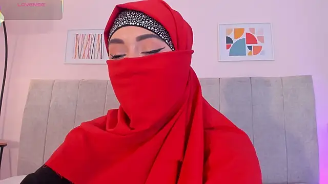 fatiima  online show from 13, 4, 2026