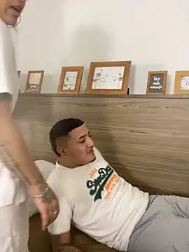 Demon foxes online show from 27, 11, 2025