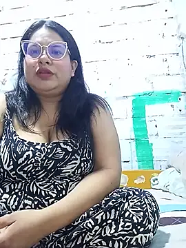 Snapshot of celeste122595 chatting on 8, 7, 2026 celeste122595 online show from 8, 7, 2026