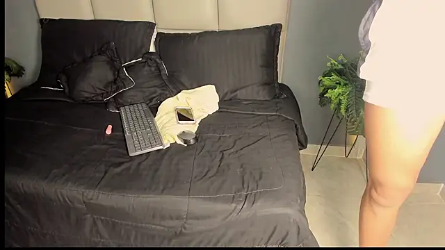 ArohomLester online show from 14, 1, 2026