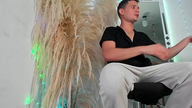 Snapshot of Jax_Thunder chatting on 10, 2, 2026 Jax Thunder online show from 10, 2, 2026