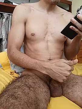 ItaloFitBoy25 online show from 31, 5, 2026