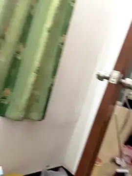 Snapshot of aaaaawhate chatting on 30, 10, 2025 aaaaawhate online show from 30, 10, 2025