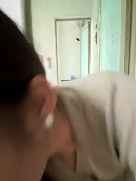 Snapshot of aaaaawhate chatting on 27, 10, 2025 aaaaawhate online show from 27, 10, 2025