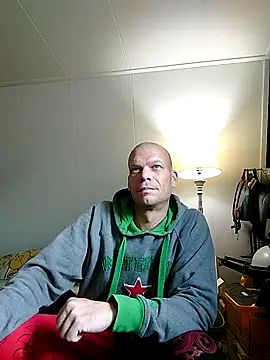 Kinky Play1 online show from 19, 10, 2025