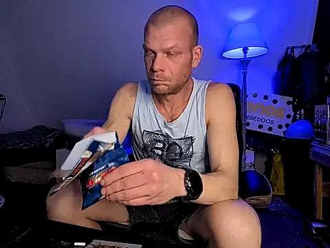 Snapshot of Kinky_Play1 chatting on 24, 2, 2026 Kinky Play1 online show from 24, 2, 2026